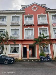 Santorini by Loteloft at Bukit Merah Laketown