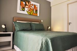 DISPONIVEL CARNAVAL, Ótima Localização!!! Apartamento De Frente No Centro De Capão Da Canoa