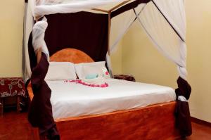 Kaure Sand Beach Lodge
