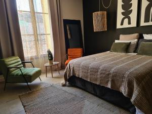 La Maison de Lyna - Suites de charme intra-muros avec parking & autonomie