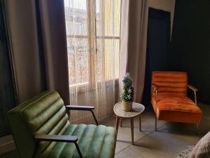 La Maison de Lyna - Suites de charme intra-muros avec parking & autonomie