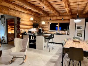 Chalets Sublime Chalet Le Petit Prince du Lac - Au Coeur des Montagnes - Proche Annecy Lac : photos des chambres