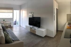 Blanco Homes & Living 2 by SunHousesCanarias