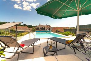 Villa Salvia with pool