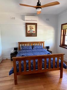 Nilmar Ave - Central Cozy 1950s Wodonga 3br Cottage