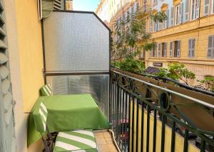 Hotels Hotel Central Bastia : photos des chambres