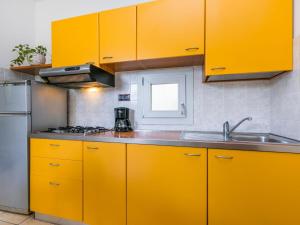 Apartment Robinia-Pinetine-4 by Interhome