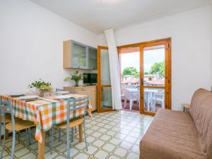 Apartment Villaggio Sole B-1 by Interhome