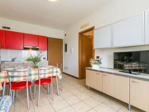 Apartment Robinia-Pinetine-1 by Interhome