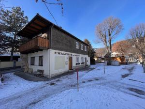 Apartment Dachsteingasse by Interhome