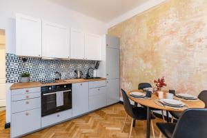 Tarchomińska 6 SuperApart - Kameralny apartament