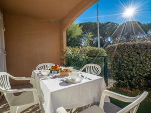 Apartment Le Lagon Bleu-5 by Interhome