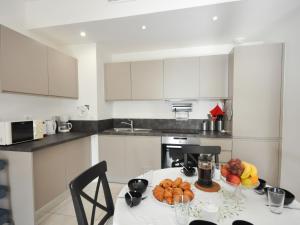 Appartements Apartment Kensington by Interhome : photos des chambres