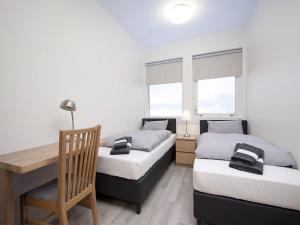 Twin Room with Shared Bathroom room in KEF Guesthouse by Keflavik airport