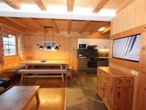Chalet Chalet Elisabeth by Interhome