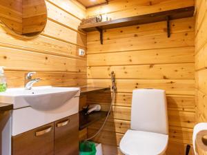 Holiday Home Tulikettu 1 by Interhome