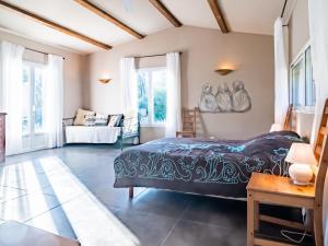 Maisons de vacances Holiday Home Les Eaux Claires by Interhome : photos des chambres