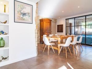 Maisons de vacances Holiday Home Les Eaux Claires by Interhome : photos des chambres