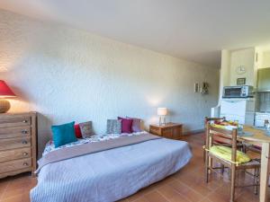 Apartment Porto di Mar-16 by Interhome