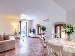 Holiday Home Negri by Interhome