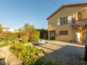 Apartment Le Néflier by Interhome