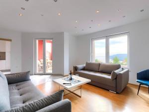 Apartment Flores by Interhome