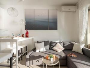 Apartment Mare Azzurro by Interhome