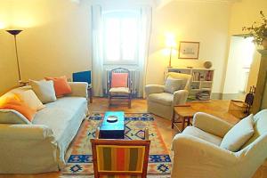 Near the sea big panoramic house 2 terraces in lovely village