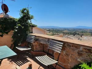 Near the sea big panoramic house 2 terraces in lovely village