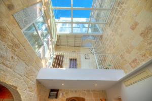 Casa Bartolo A Hidden Gem - Spacious Village Home EBAR1-1