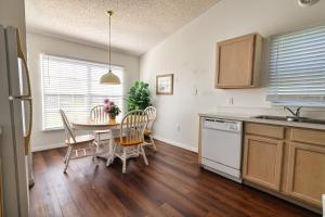 Clear Creek 3 Bedroom Home Private Pool 15 Min to Disney