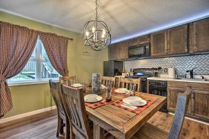 Cozy Ski-InandSki-Out Condo on Magic Mountain