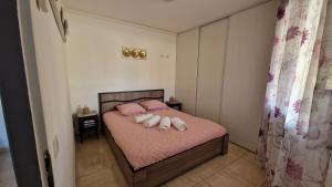 rêve méditerranéen, La vie de château