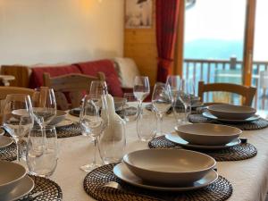 Appartements La Perle des Alpes C10 Apart.4* #Yolo Alp Home : photos des chambres