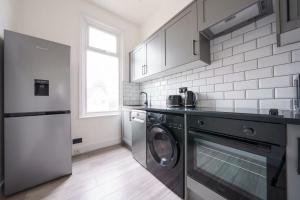 Modern apartment near Wembley Stadium