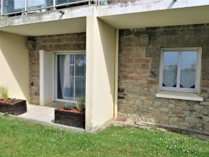 Appartement neuf en rez-de-chaussée à 50m de la plage Coz-Pors à Trégastel - FR-1-368-17