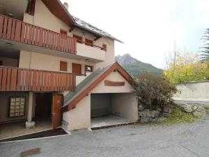 Appartements Appartement Le Monetier-les-Bains, 2 pieces, 4 personnes - FR-1-330F-173 : photos des chambres