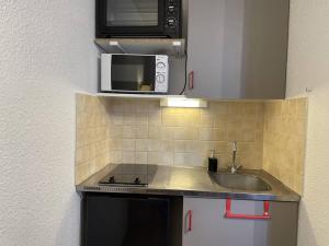 Appartements Appartement Puy-Saint-Vincent, 1 piece, 4 personnes - FR-1-330G-11 : photos des chambres