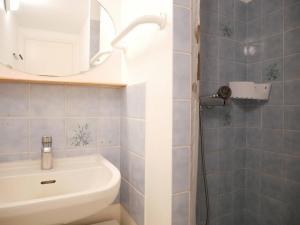 Appartement à Carnac: 3 pièces, 6 pers, 45m², Wifi, proche plages, terrasse, garage - FR-1-477-70