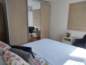 Alugo Apartamento 2Quartos centrinho de Capão da Canoa a 50m do mar