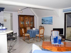 Appartements Appartement Perros-Guirec, 4 pieces, 6 personnes - FR-1-368-144 : photos des chambres