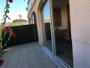 Appartement T2 à Vaux-sur-Mer, terrasse, jardin, parking, accepte animaux, pour 3/4 personnes - FR-1-494-76 - Во-сюр-Мер