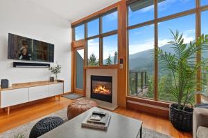 Whistler Treehouse