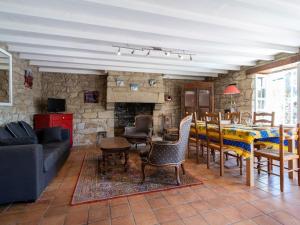 Maison mitoyenne à Carnac, 5 pièces, 69m², proche plage, jardin clos, parking, animaux acceptés - FR-1-477-165