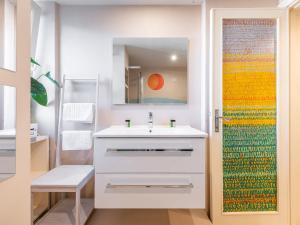 Chic House: stylish and central img18