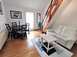 Appartements Appartement Perros-Guirec, 2 pieces, 4 personnes - FR-1-368-337 : photos des chambres