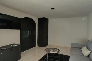 5BR Beautiful home in downtown Cancun, 10min beach