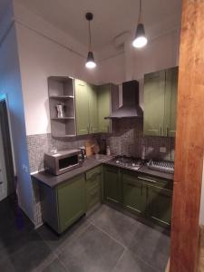 Lviv Meretyna Apartment (між центром і вокзалом)