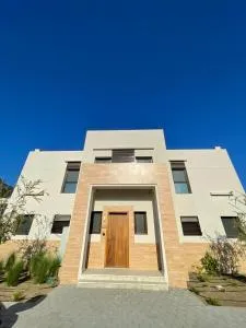 Sifa Beachfront Apartment - Ibrā