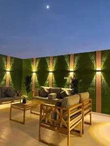 شقة فندقية علوية داخل فيلا سكنية حي الرمال دخول ذاتي - Rumāḩ